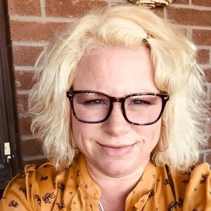 Meet your Posher, Tracey